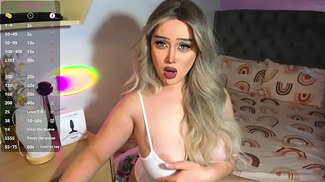 Miss mariahmonroe online show from January 2025 05:31:01 PM