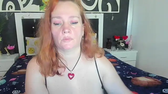 Snapshot of SinFulTitsDD chatting on December 2024 05:15:01 PM SinFulTitsDD online show from December 2024 05:15:01 PM