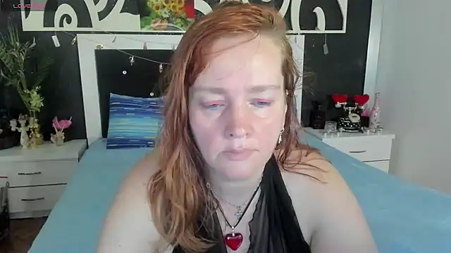 Snapshot of SinFulTitsDD chatting on December 2024 03:15:01 AM SinFulTitsDD online show from December 2024 03:15:01 AM