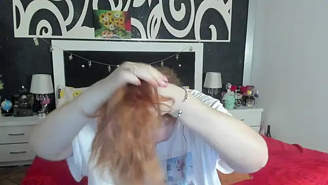 Snapshot of SinFulTitsDD chatting on March 2025 06:52:01 PM SinFulTitsDD online show from March 2025 06:52:01 PM