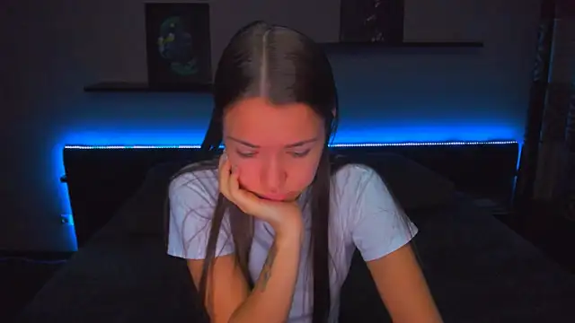 AlexaBarkley online show from October 2025 12:23:01 AM