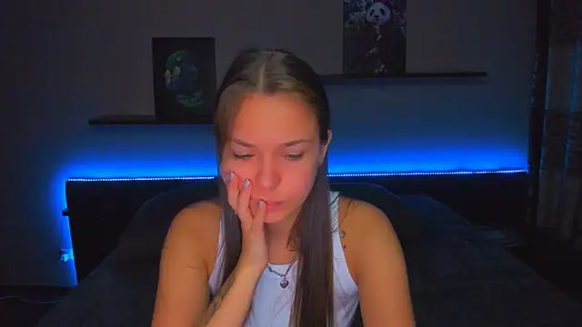 AlexaBarkley online show from December 2025 12:18:02 AM