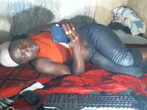 cute-shamza online show from February 2026 02:17:02 AM