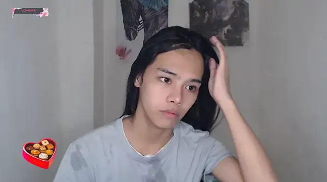 Snapshot of shecutie69 chatting on December 2024 04:20:01 AM shecutie69 online show from December 2024 04:20:01 AM