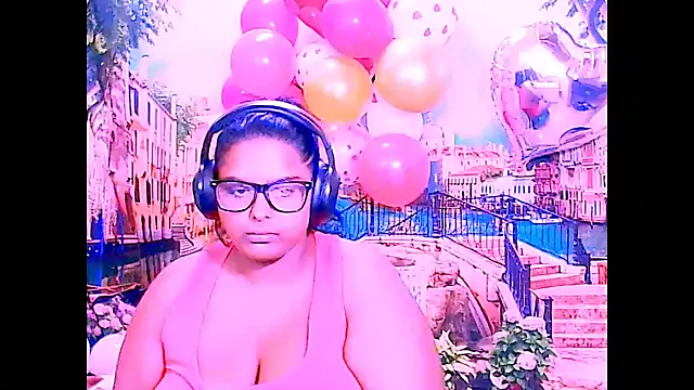 Indianfairy99 online show from February 2026 05:10:02 PM