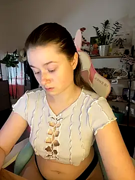 sweetest pie online show from September 2025 06:45:01 PM