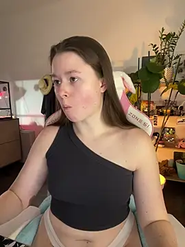 sweetest pie online show from February 2026 05:32:01 PM