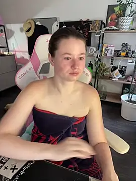 sweetest pie online show from June 2026 05:34:01 AM