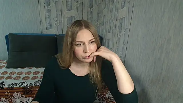 Snapshot of Pilly_green_ chatting on November 2025 08:14:02 AM Pilly green online show from November 2025 08:14:02 AM