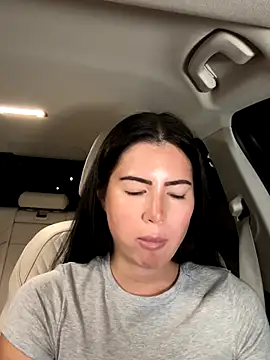 Snapshot of clairewntr chatting on October 2025 06:50:02 PM clairewntr online show from October 2025 06:50:02 PM