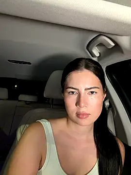 Snapshot of clairewntr chatting on October 2025 09:15:01 PM clairewntr online show from October 2025 09:15:01 PM