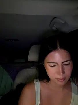 Snapshot of clairewntr chatting on October 2025 08:33:01 PM clairewntr online show from October 2025 08:33:01 PM