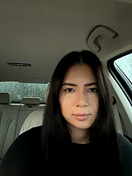 Snapshot of clairewntr chatting on November 2025 03:17:02 PM clairewntr online show from November 2025 03:17:02 PM