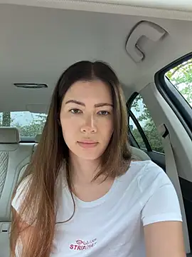 clairewntr online show from May 2026 02:01:01 PM