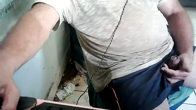 Snapshot of eduar570 chatting on September 2025 02:43:02 PM eduar570 online show from September 2025 02:43:02 PM