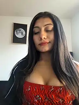 Snapshot of _Danna chatting on January 2025 07:43:01 PM Danna online show from January 2025 07:43:01 PM