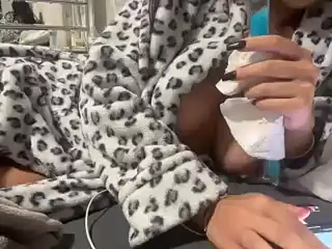 tbaexoxox online show from September 2025 02:13:01 AM