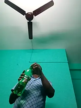 Snapshot of peterhotline chatting on December 2025 12:53:01 AM peterhotline online show from December 2025 12:53:01 AM