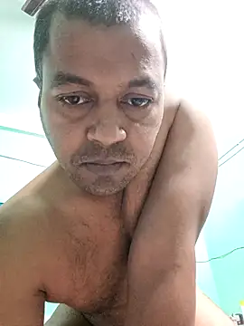 Snapshot of peterhotline chatting on December 2025 04:35:02 PM peterhotline online show from December 2025 04:35:02 PM