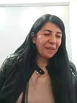 Snapshot of aisha_latina chatting on January 2025 06:52:01 PM aisha latina online show from January 2025 06:52:01 PM