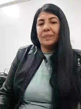 Snapshot of aisha_latina chatting on February 2025 05:53:01 PM aisha latina online show from February 2025 05:53:01 PM