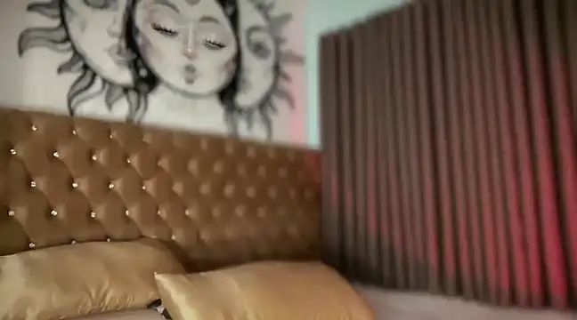 Jasmine Elcock online show from January 2025 11:46:01 AM