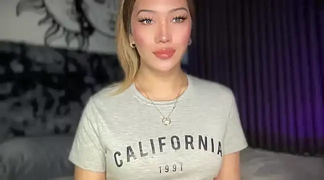 Jasmine Elcock online show from February 2025 01:16:02 PM