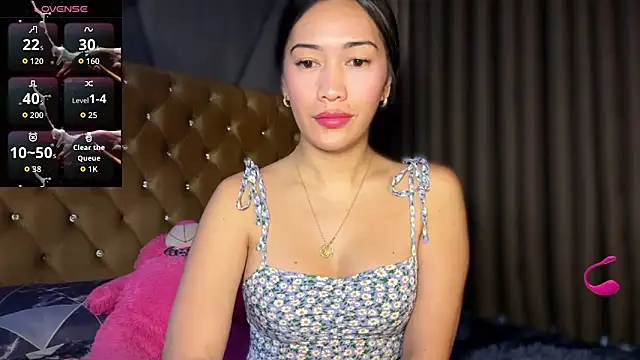 Jasmine Elcock online show from October 2025 03:52:01 PM