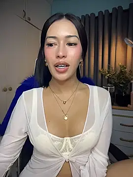 Jasmine Elcock online show from May 2026 12:18:01 AM