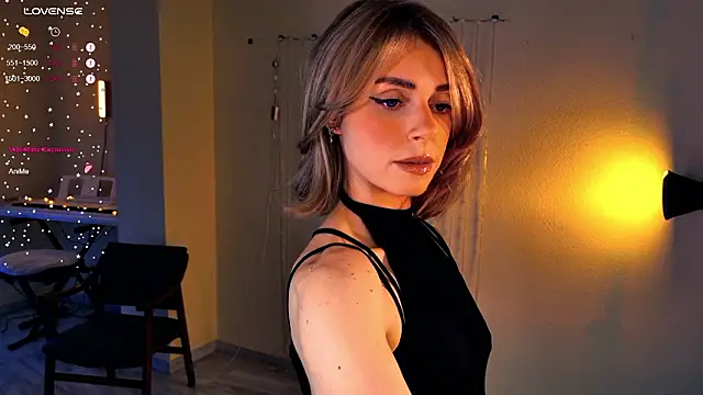 Snapshot of Arielle__03 chatting on March 2026 02:05:02 AM Arielle 03 online show from March 2026 02:05:02 AM