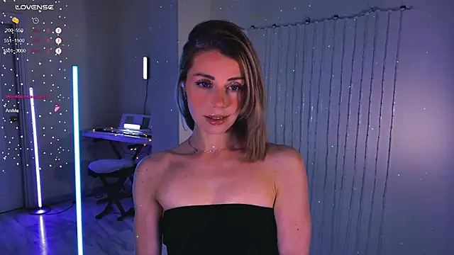 Snapshot of Arielle__03 chatting on March 2026 09:26:01 PM Arielle 03 online show from March 2026 09:26:01 PM