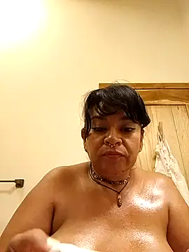 Snapshot of karlablue_ chatting on February 2025 07:38:02 PM karlablue online show from February 2025 07:38:02 PM