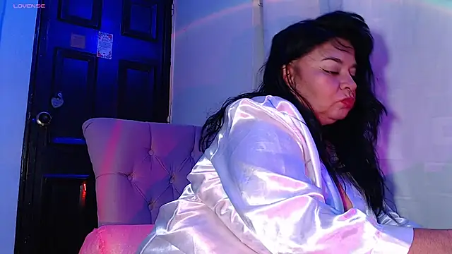 Snapshot of karlablue_ chatting on October 2025 12:49:02 AM karlablue online show from October 2025 12:49:02 AM