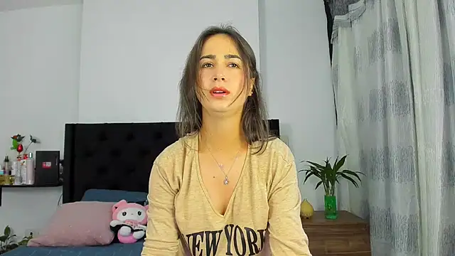 AndreaStivens online show from October 2025 10:57:01 AM