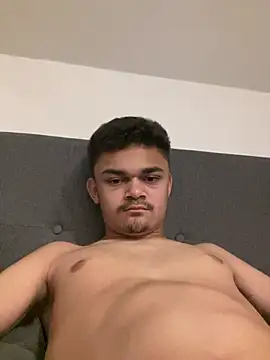 Yxngdiruss online show from July 2026 08:48:01 PM