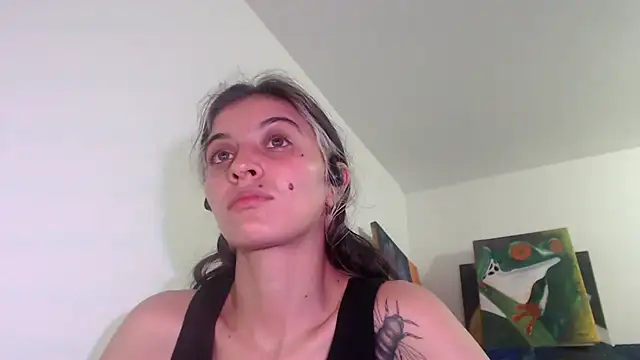 Snapshot of mariecam420 chatting on December 2024 05:25:01 AM mariecam420 online show from December 2024 05:25:01 AM