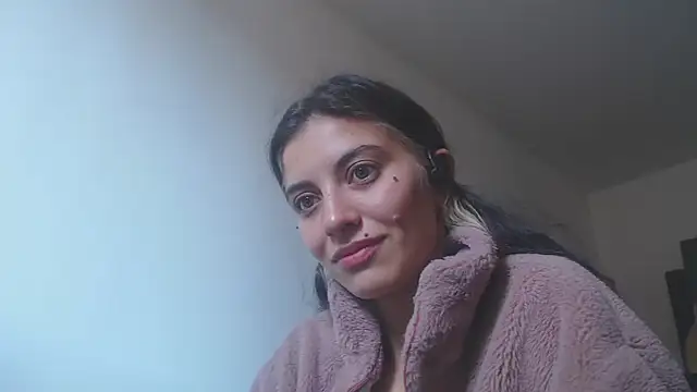 Snapshot of mariecam420 chatting on December 2024 04:48:02 PM mariecam420 online show from December 2024 04:48:02 PM