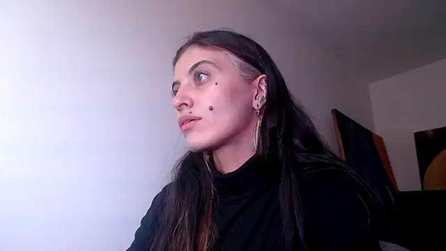 Snapshot of mariecam420 chatting on December 2024 10:23:01 PM mariecam420 online show from December 2024 10:23:01 PM