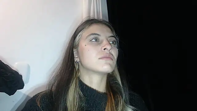 Snapshot of mariecam420 chatting on January 2025 12:32:02 AM mariecam420 online show from January 2025 12:32:02 AM