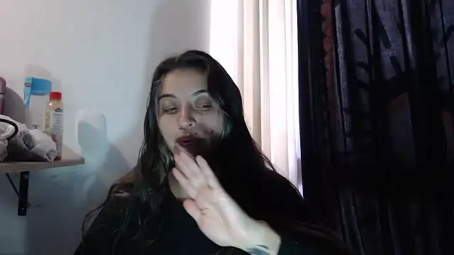 Snapshot of mariecam420 chatting on January 2025 10:24:01 PM mariecam420 online show from January 2025 10:24:01 PM