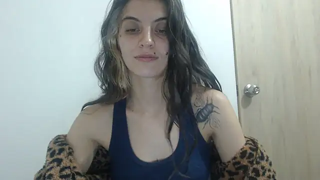 Snapshot of mariecam420 chatting on January 2025 03:27:02 AM mariecam420 online show from January 2025 03:27:02 AM