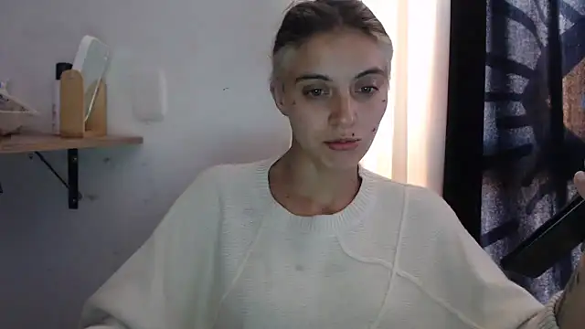 Snapshot of mariecam420 chatting on February 2025 09:47:02 PM mariecam420 online show from February 2025 09:47:02 PM