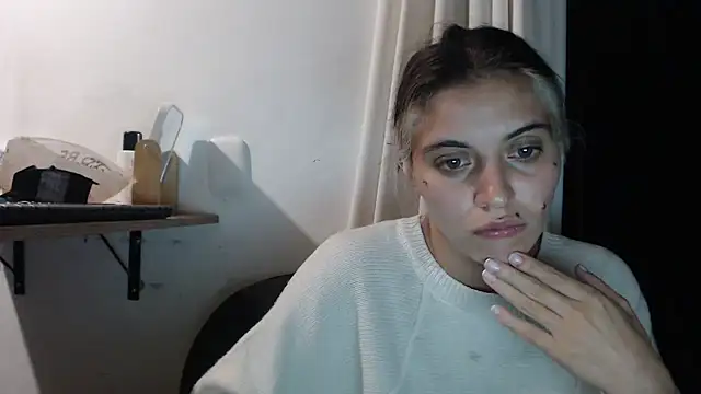 Snapshot of mariecam420 chatting on February 2025 12:49:01 AM mariecam420 online show from February 2025 12:49:01 AM