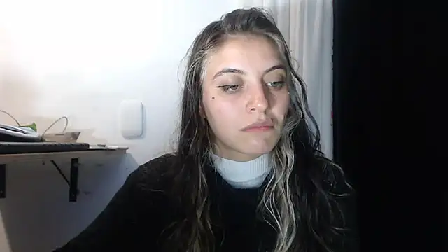 Snapshot of mariecam420 chatting on February 2025 12:26:01 AM mariecam420 online show from February 2025 12:26:01 AM