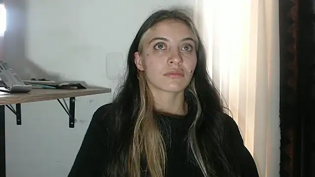 Snapshot of mariecam420 chatting on February 2025 09:48:01 PM mariecam420 online show from February 2025 09:48:01 PM