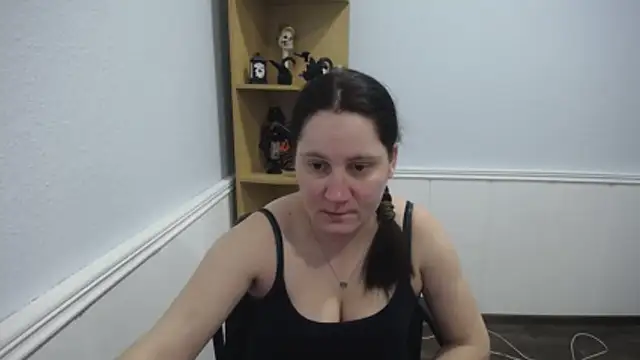 Snapshot of JosieJun_ chatting on December 2025 06:23:01 PM JosieJun online show from December 2025 06:23:01 PM