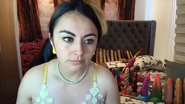 sofia23dirty online show from October 2025 06:42:02 PM