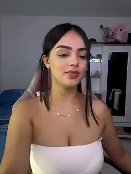 Snapshot of anniehart chatting on November 2025 02:10:02 AM anniehart online show from November 2025 02:10:02 AM