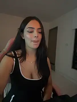 Snapshot of anniehart chatting on November 2025 01:19:01 AM anniehart online show from November 2025 01:19:01 AM