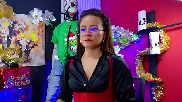 Snapshot of MistressSlut1 chatting on December 2024 11:48:01 AM MistressSlut1 online show from December 2024 11:48:01 AM